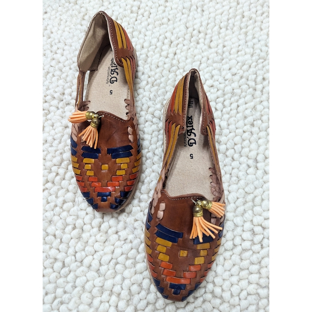 Artesanias D'Alex Handmade Leather Huaraches with Tassels Women's Size 7